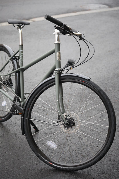 Pelago Airisto Outback Dynamo, Medium, juniper green *Demopyörä*