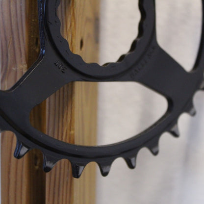 Race Face Cinch 30T -eturatas