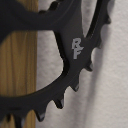 Race Face Cinch 30T -eturatas